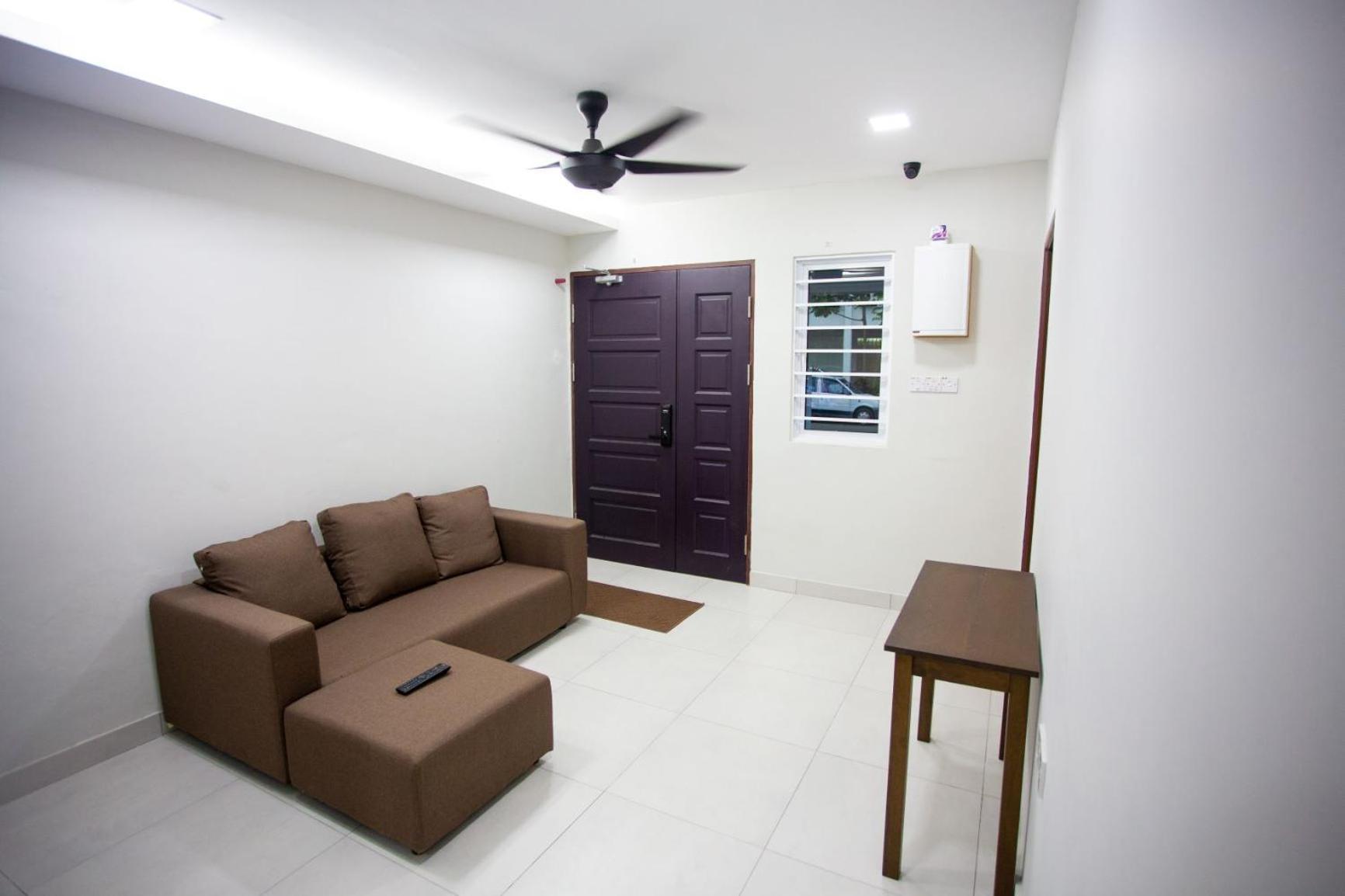 Hom2Rex Kuching Homestay Taman Timberland Esterno foto